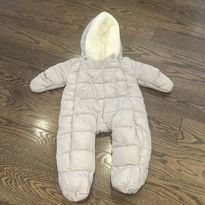 Jacadi unisex gray coat / snowsuit. Size 6 months.